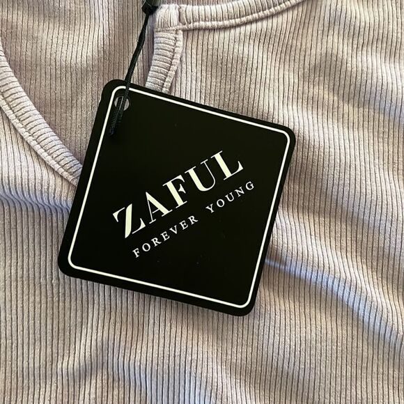 ZAFUL crop top NWT   - Picture 4 of 5